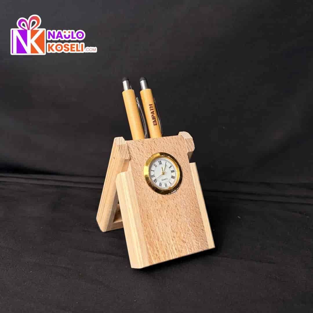 Folding pen holder with clock