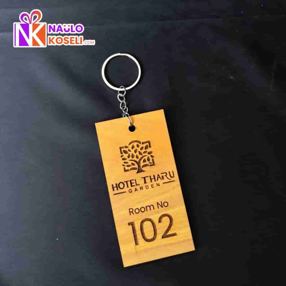 Wooden engraved keyring